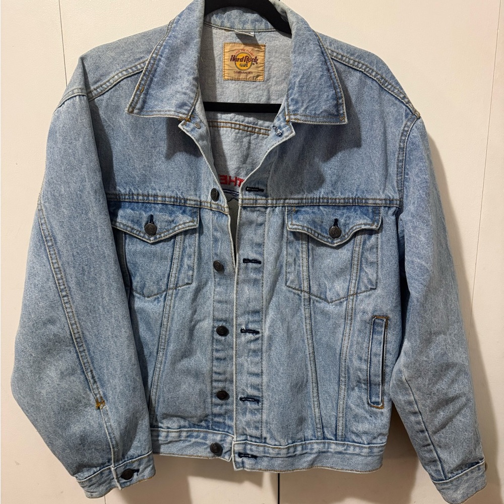 Vintage Hard Rock Cafe Washington DC Light Blue Denim Jacket